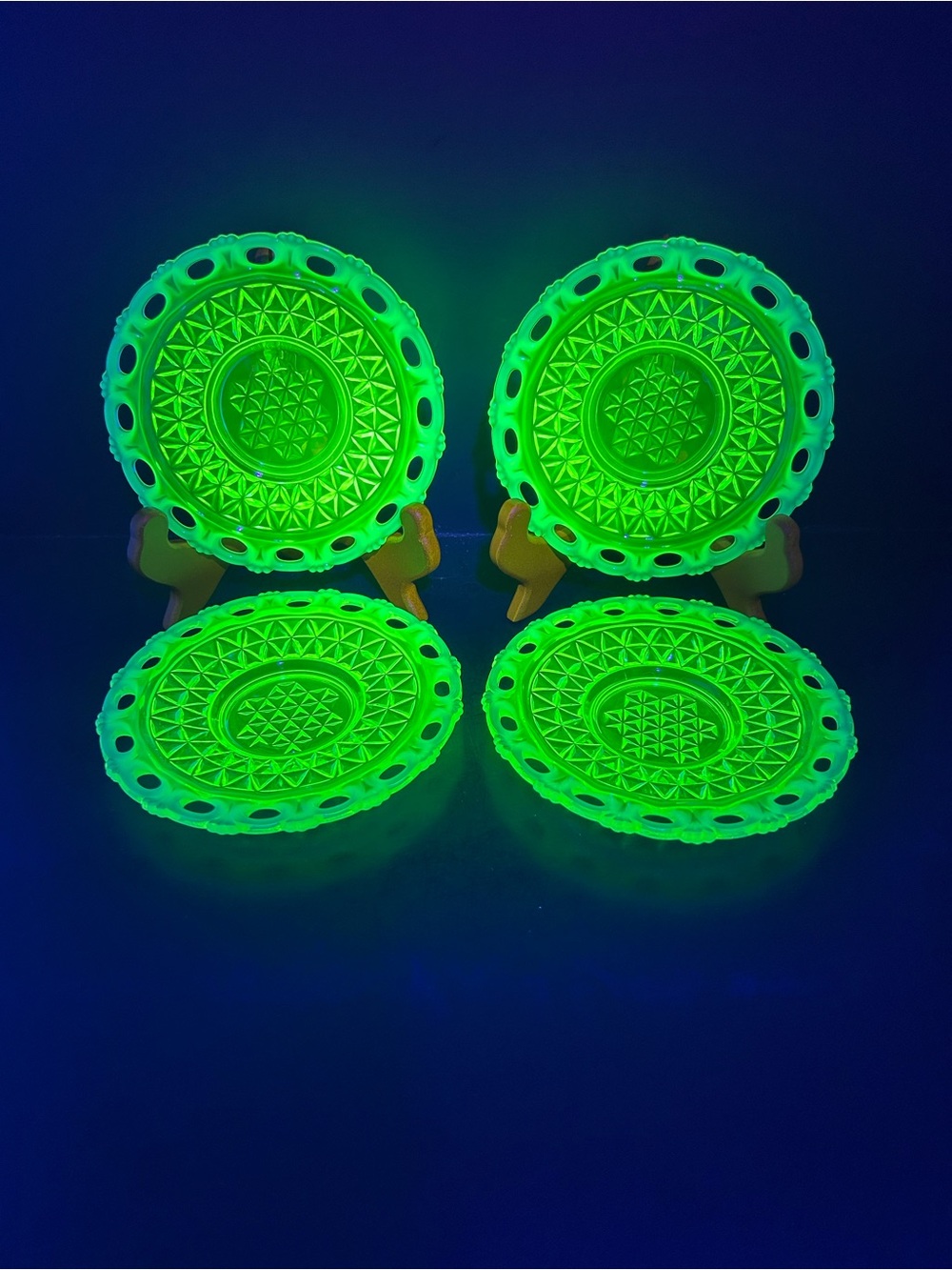 Imperial glass co. Katy pattern laced opalescent uranium glass plates-set of 4